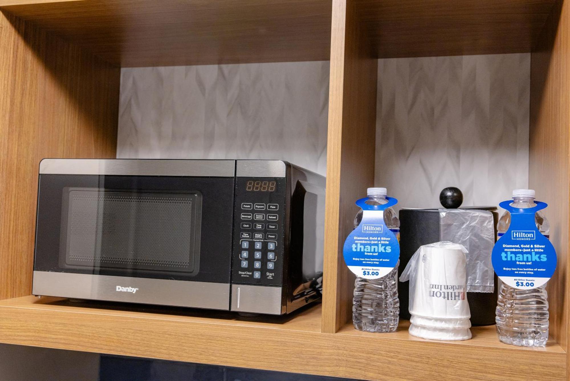 Hilton Garden Inn Lakewood Esterno foto