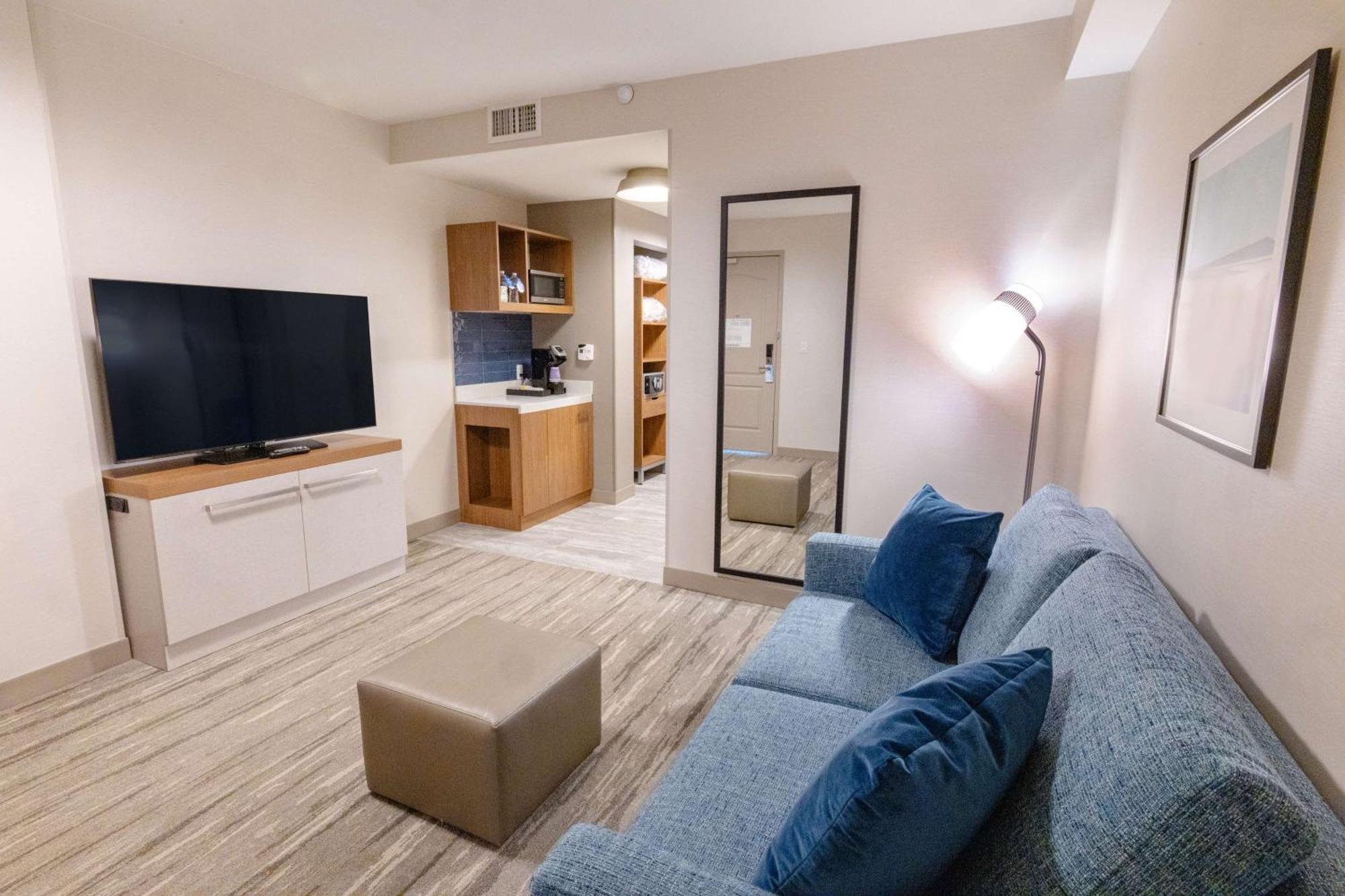 Hilton Garden Inn Lakewood Esterno foto